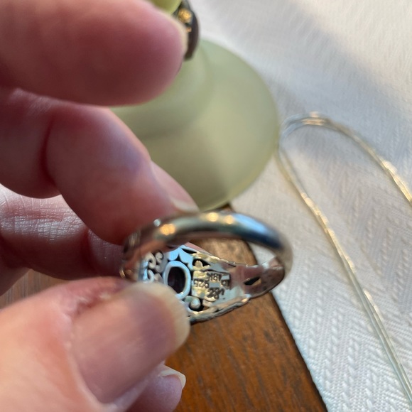 Genuine Blue topaz ring - Picture 5 of 5